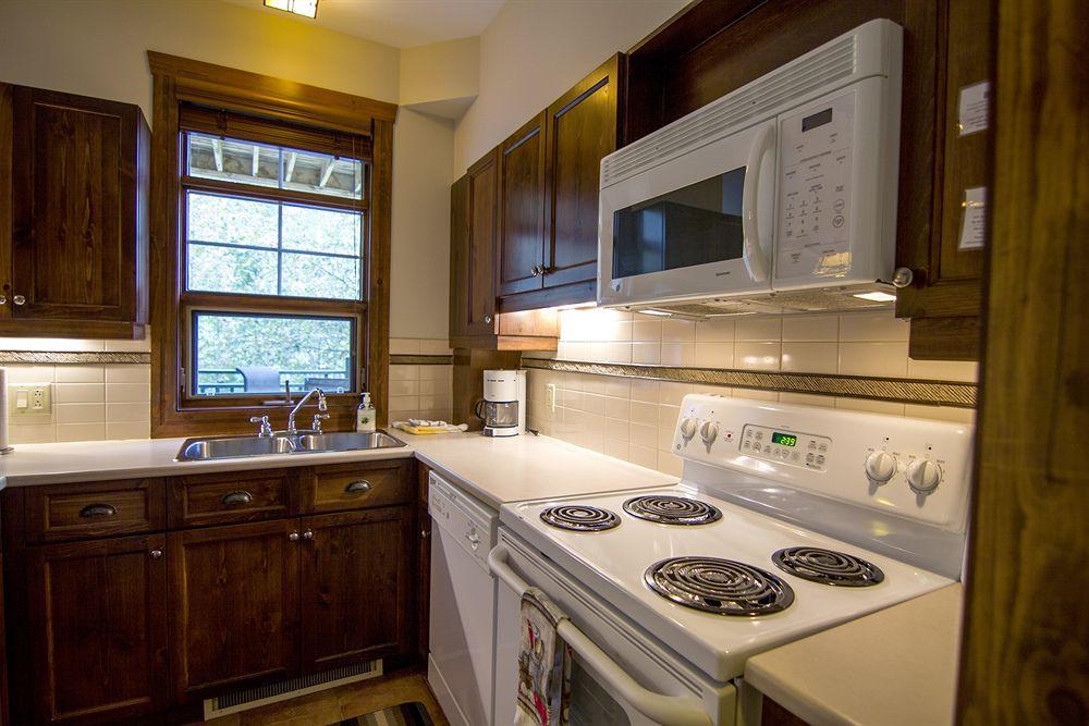Tremblant Les Eaux - Location Adp Apartment Mont-Tremblant Exterior foto