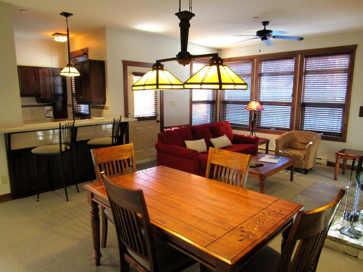 Tremblant Les Eaux - Location Adp Apartment Mont-Tremblant Exterior foto