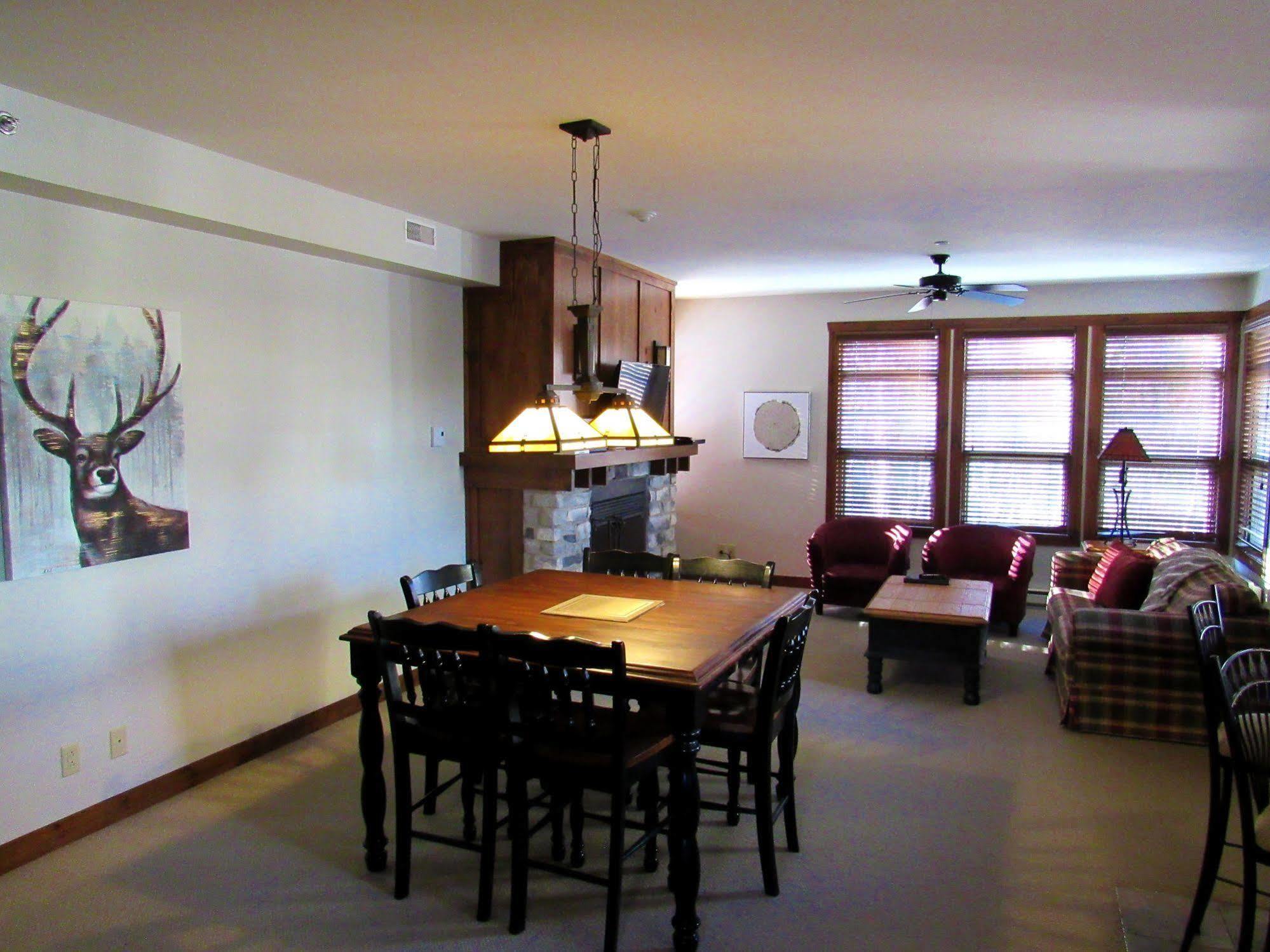 Tremblant Les Eaux - Location Adp Apartment Mont-Tremblant Exterior foto