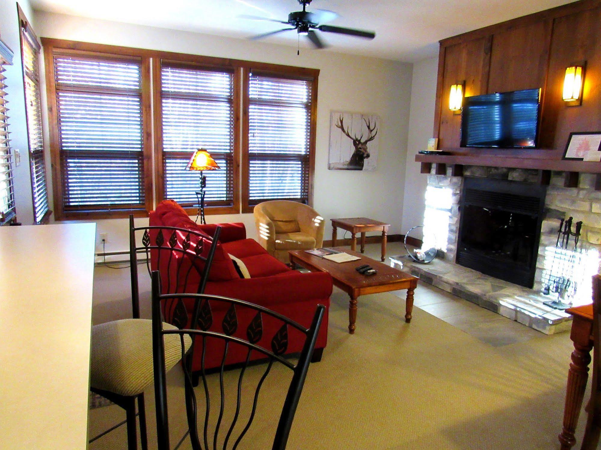 Tremblant Les Eaux - Location Adp Apartment Mont-Tremblant Exterior foto