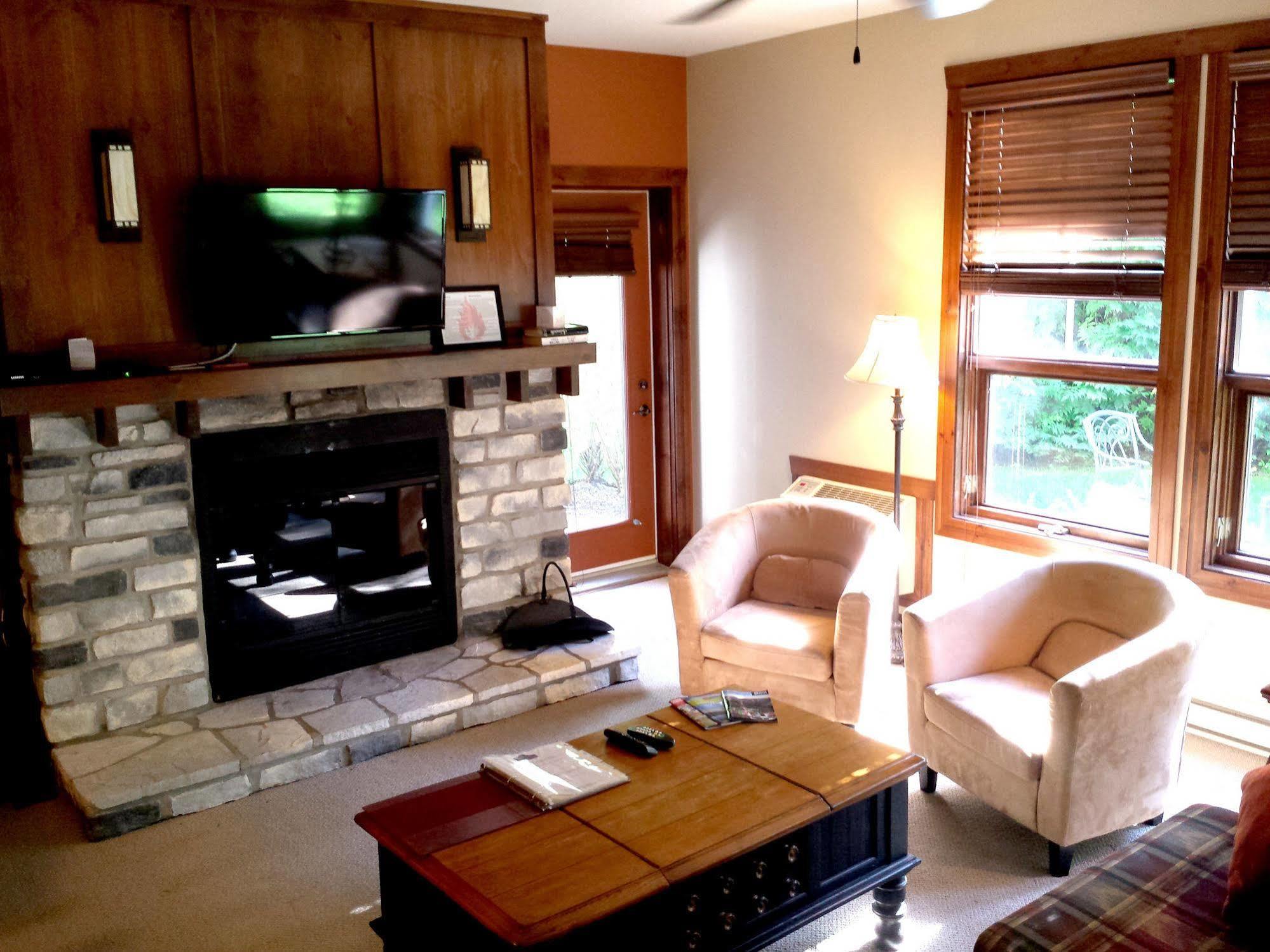 Tremblant Les Eaux - Location Adp Apartment Mont-Tremblant Exterior foto